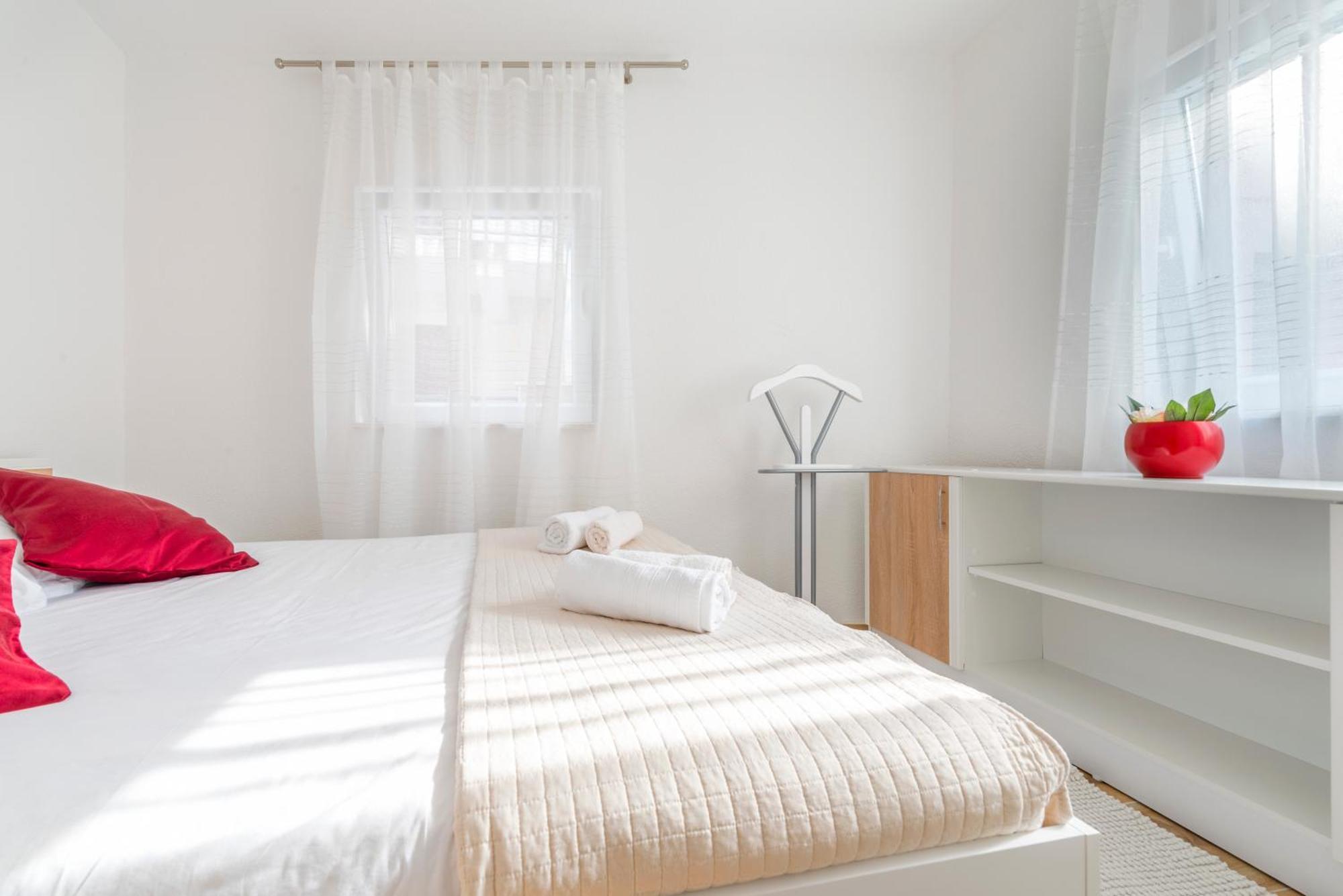Apartments Roma Baška Voda Εξωτερικό φωτογραφία